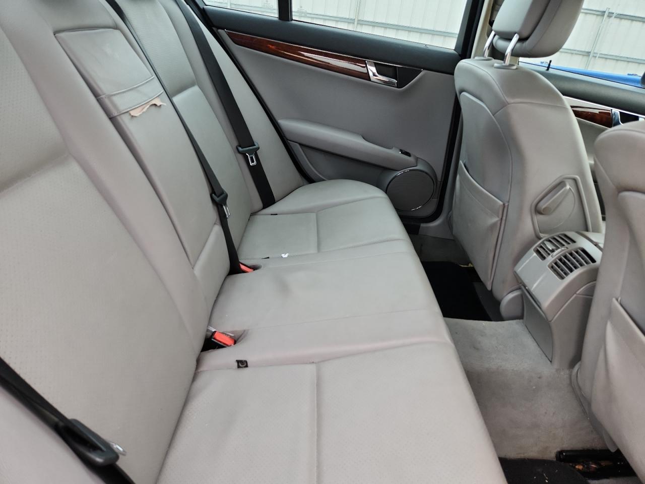 MERCEDES-BENZ C 2008 — 11