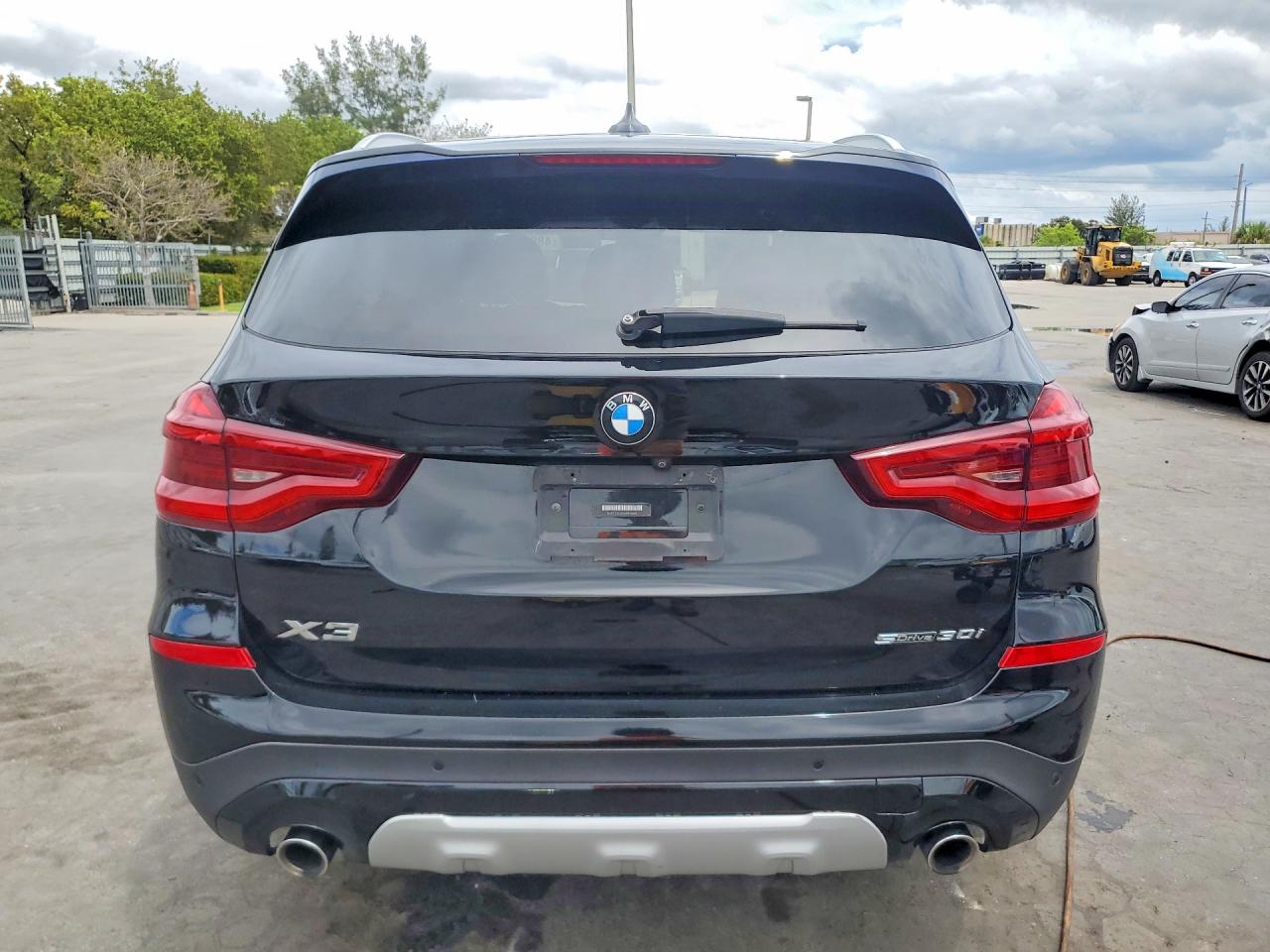 BMW X3 2021 — 7