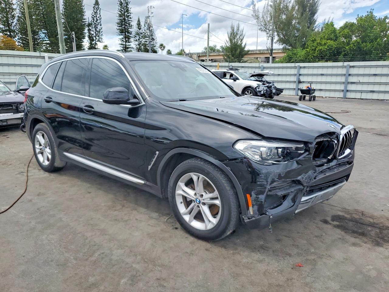 BMW X3 2021 — 5