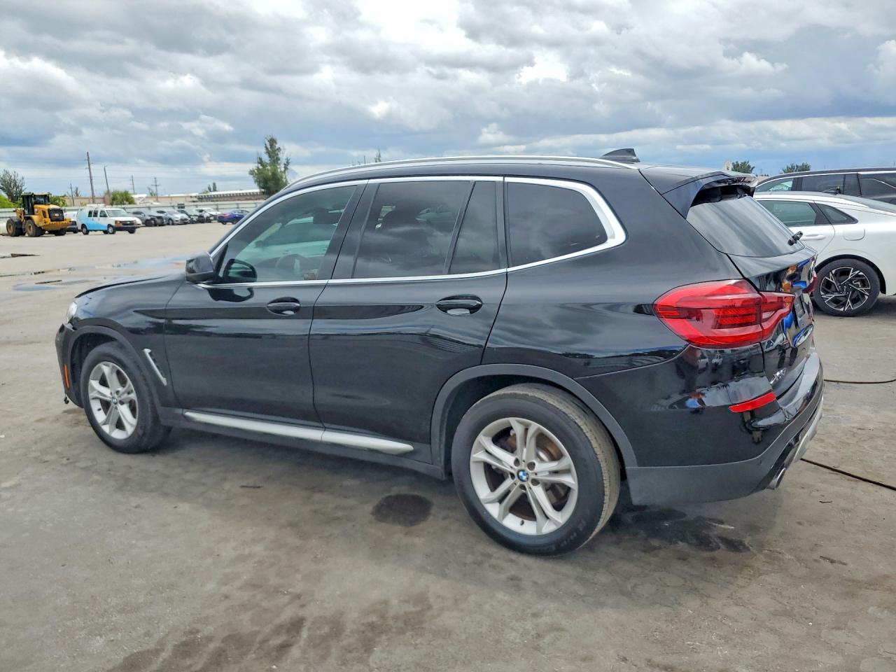 BMW X3 2021 — 3