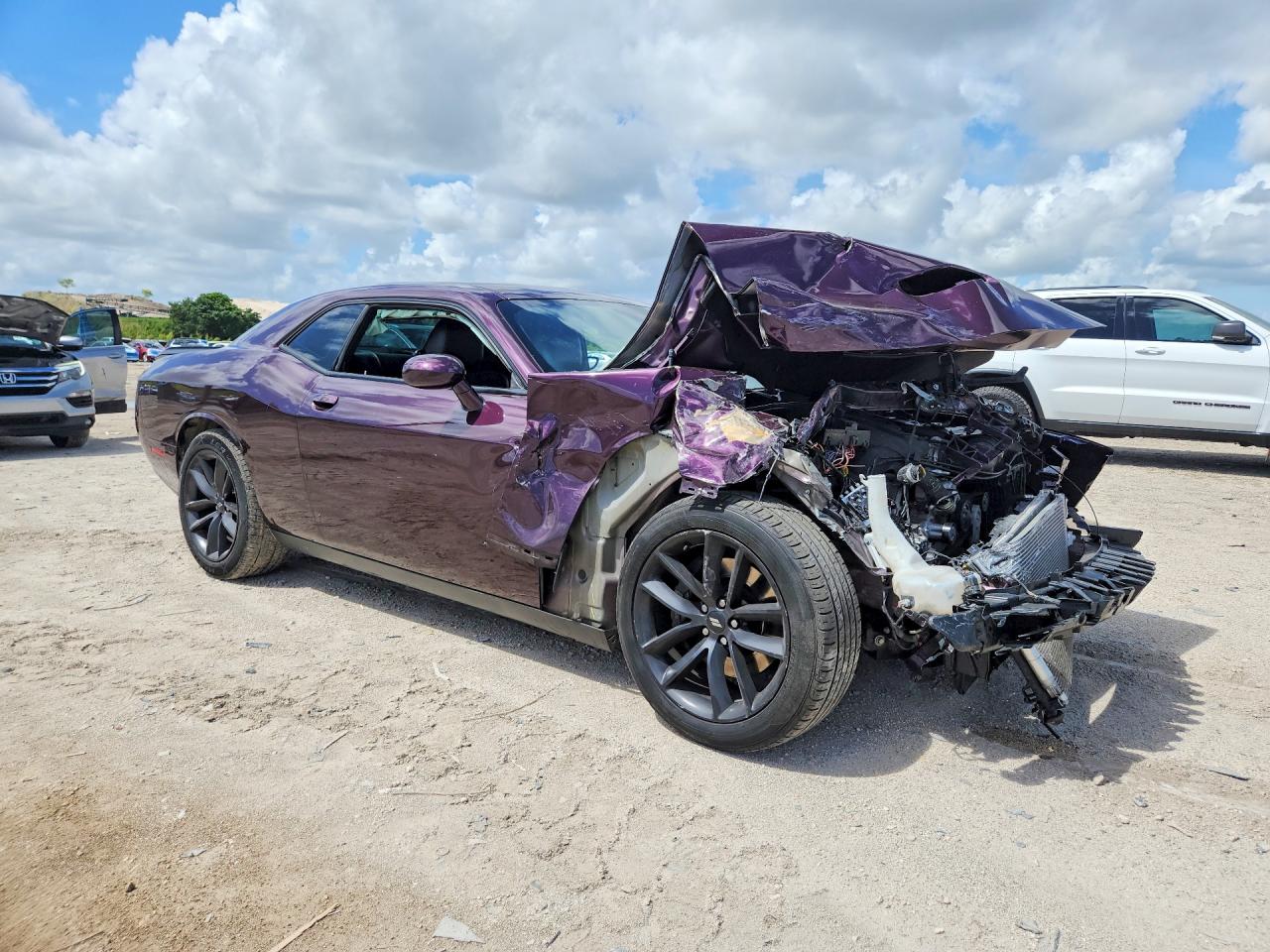 DODGE CHALLENGER 2021 — 5