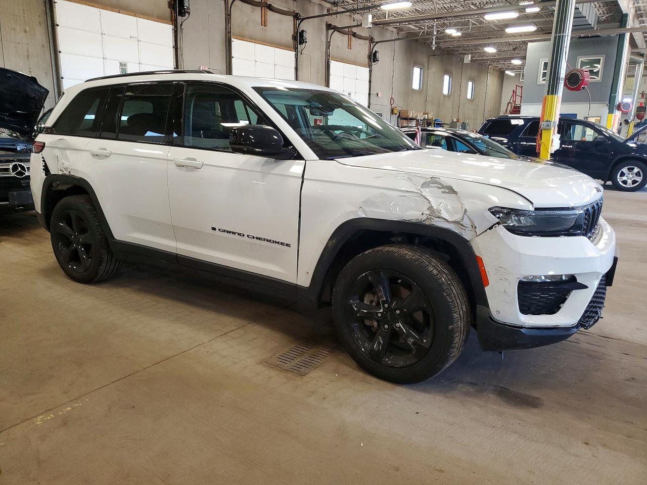 JEEP GRAND CHEROKEE 2023 — 5