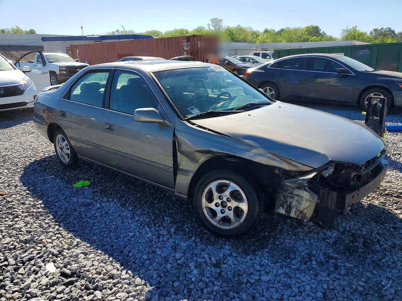 TOYOTA CAMRY 1998 — 5