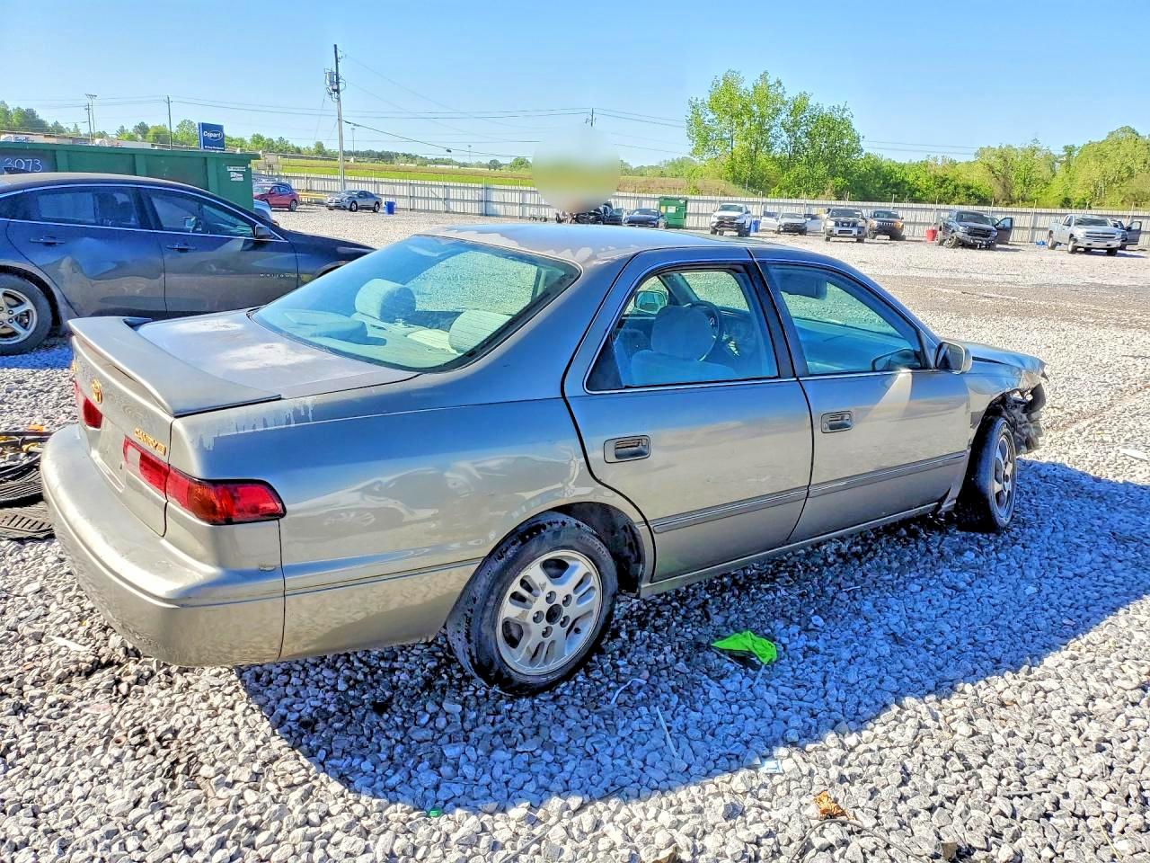 TOYOTA CAMRY 1998 — 4