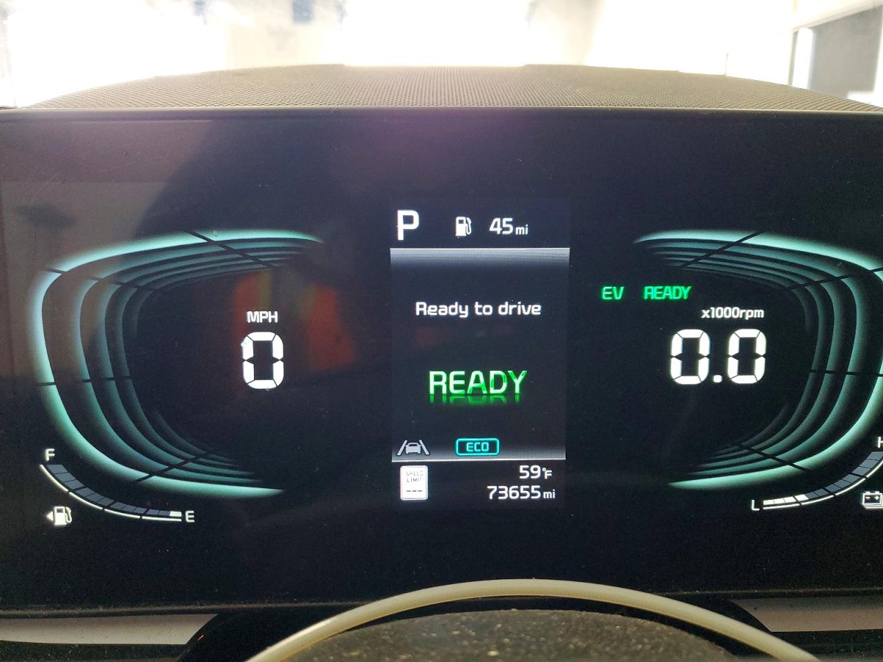 KIA NIRO 2023 — 10