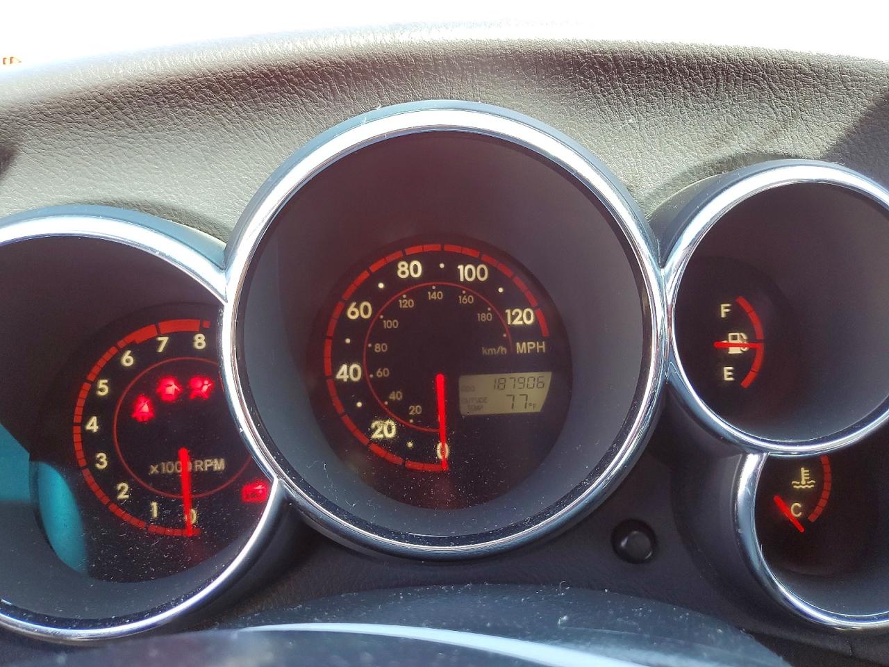 TOYOTA COROLLA MATRIX 2005 — 10