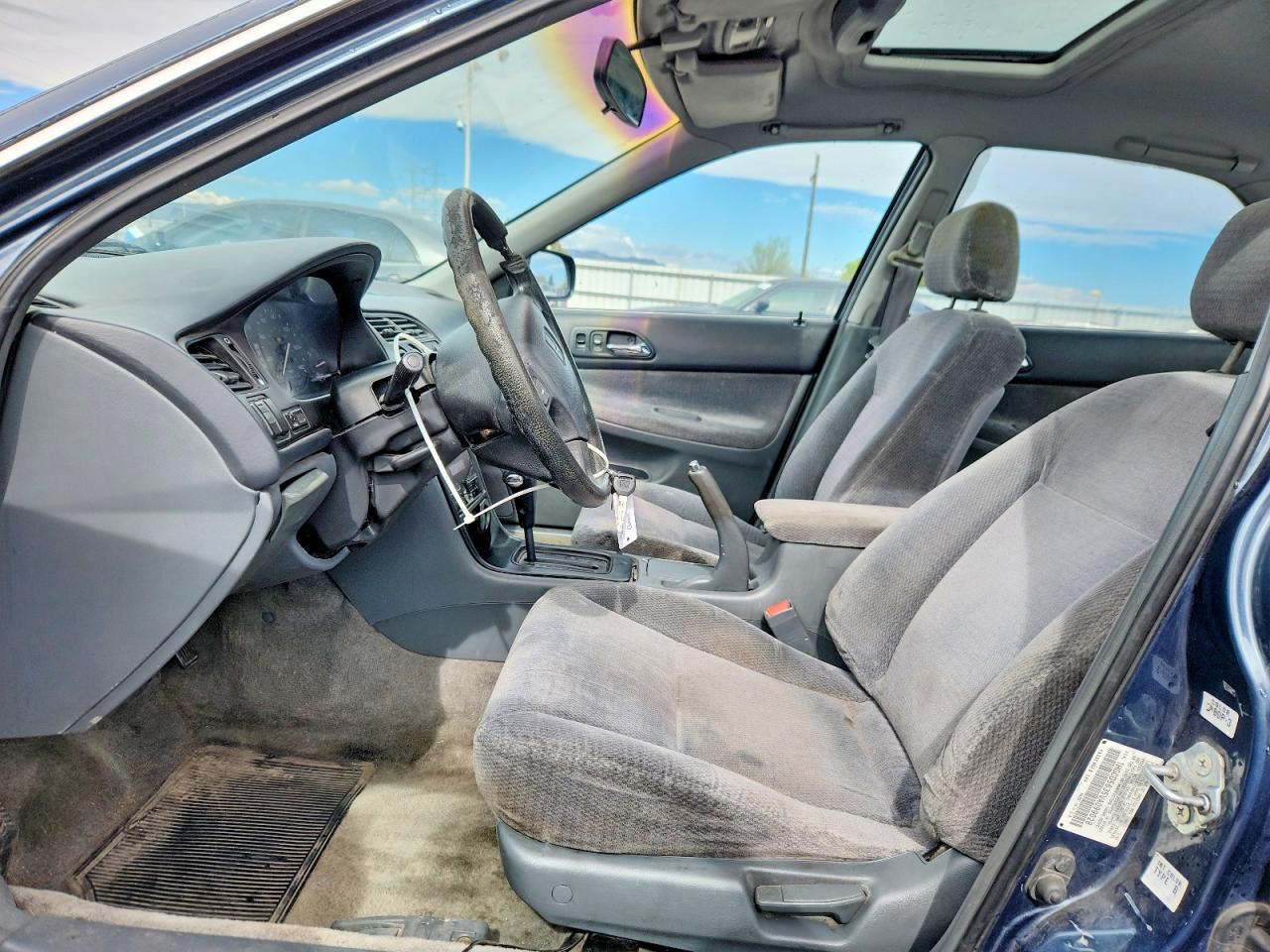 HONDA ACCORD 1997 — 8