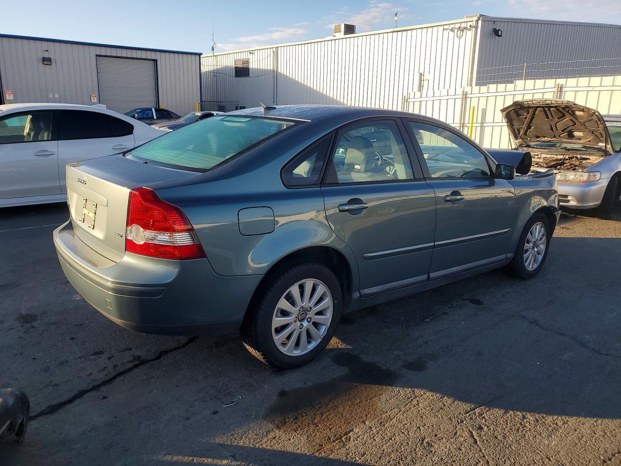 VOLVO S40 2005 — 4