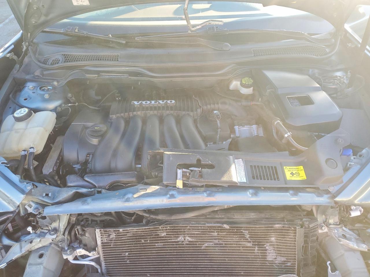 VOLVO S40 2005 — 12