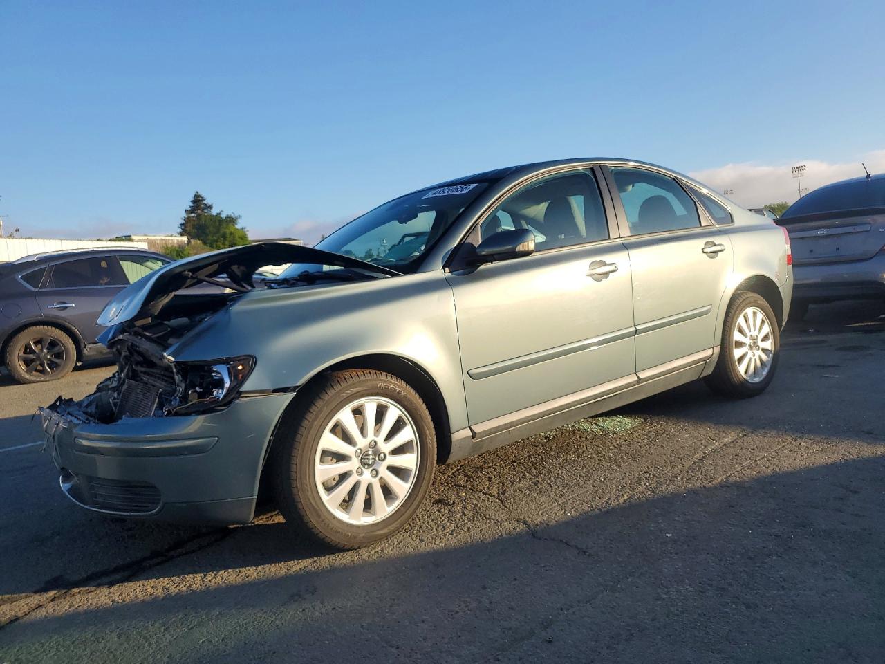 VOLVO S40 2005 — 2