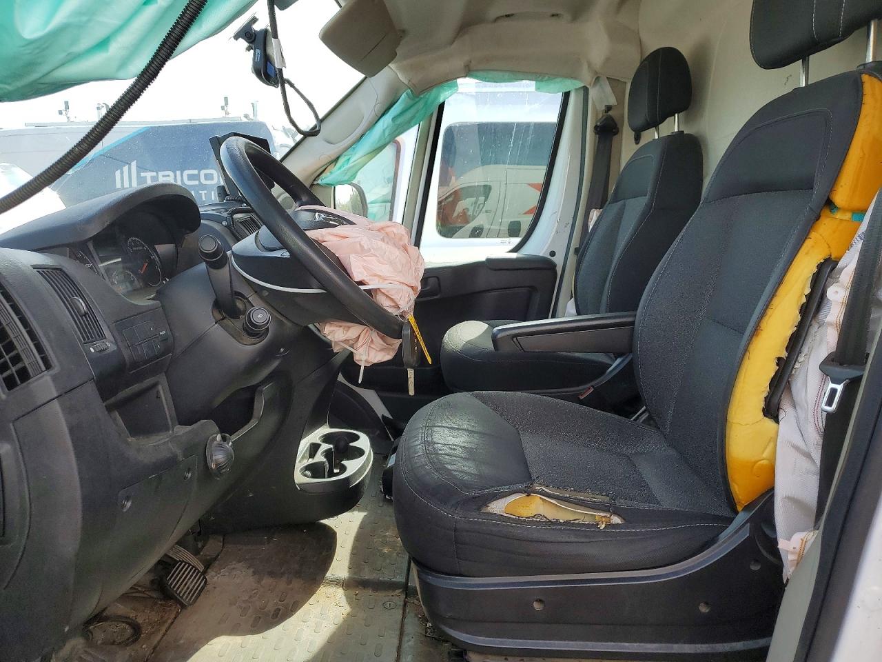 RAM PROMASTER 2500 2021 — 8
