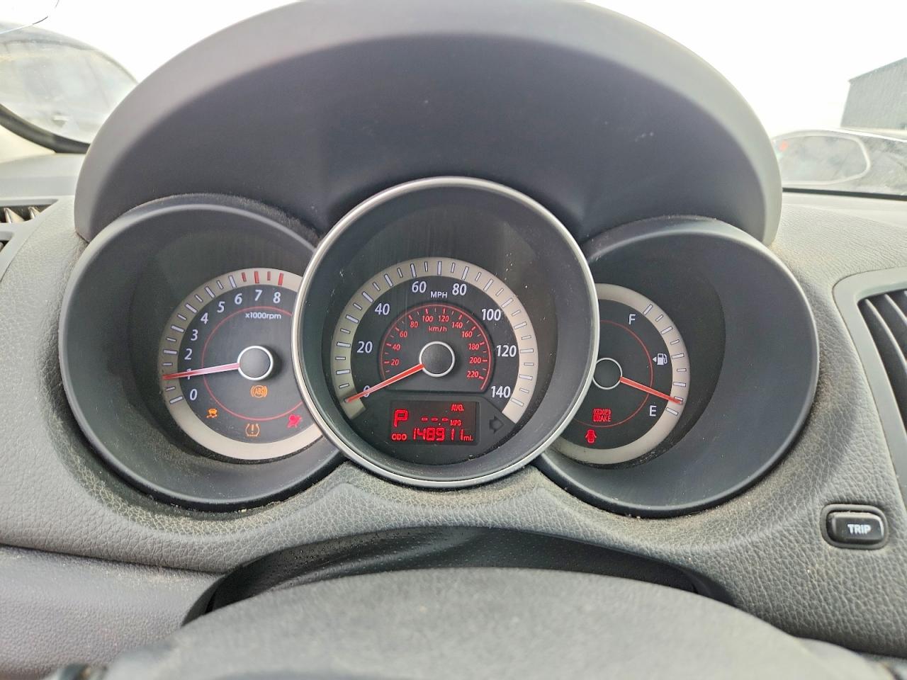 KIA FORTE 2012 — 10