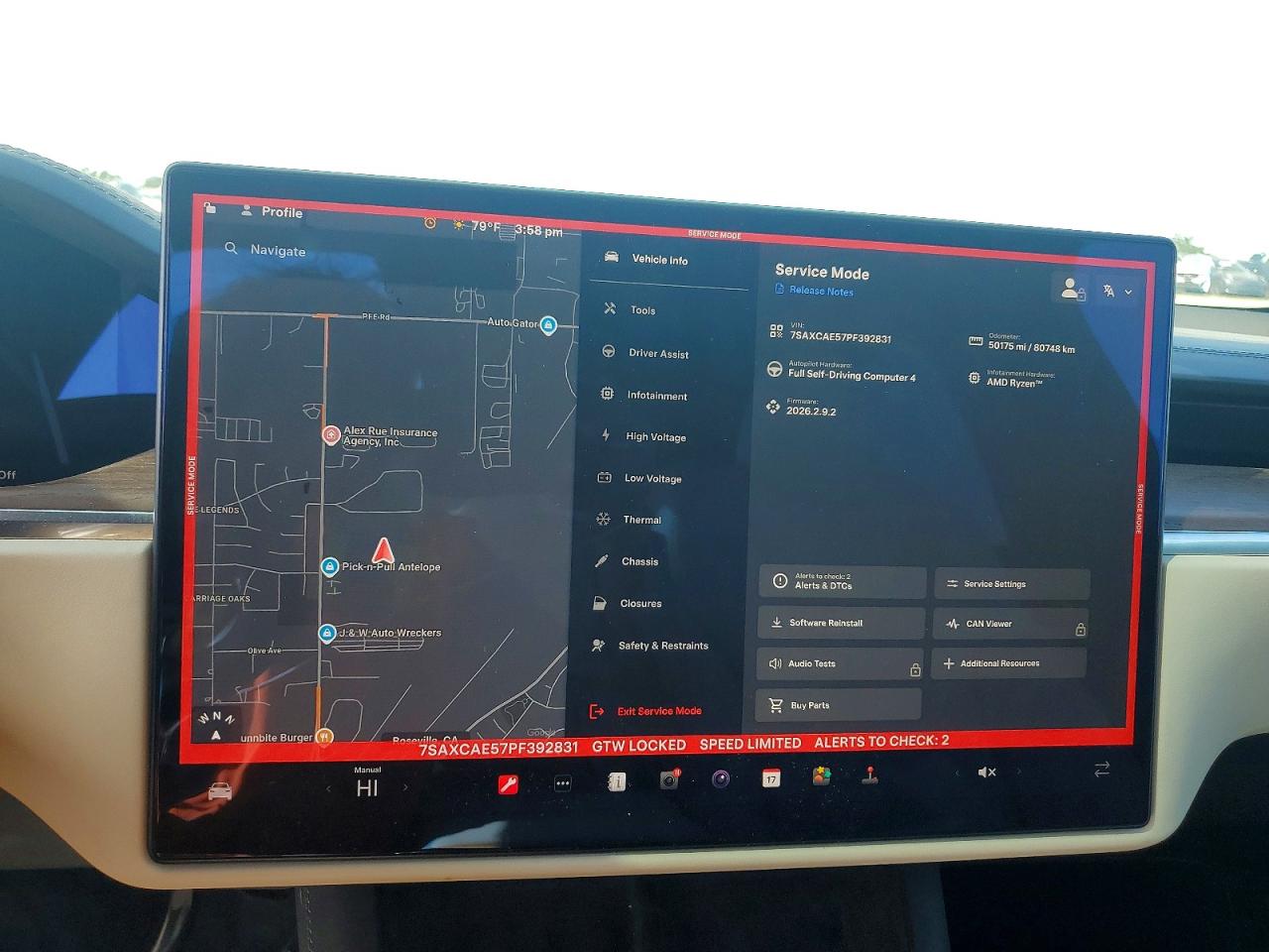 TESLA MODEL X 2023 — 10