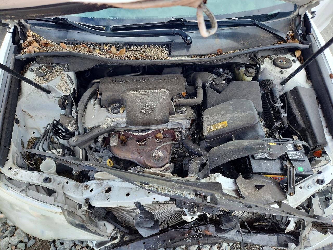 TOYOTA CAMRY 2014 — 12