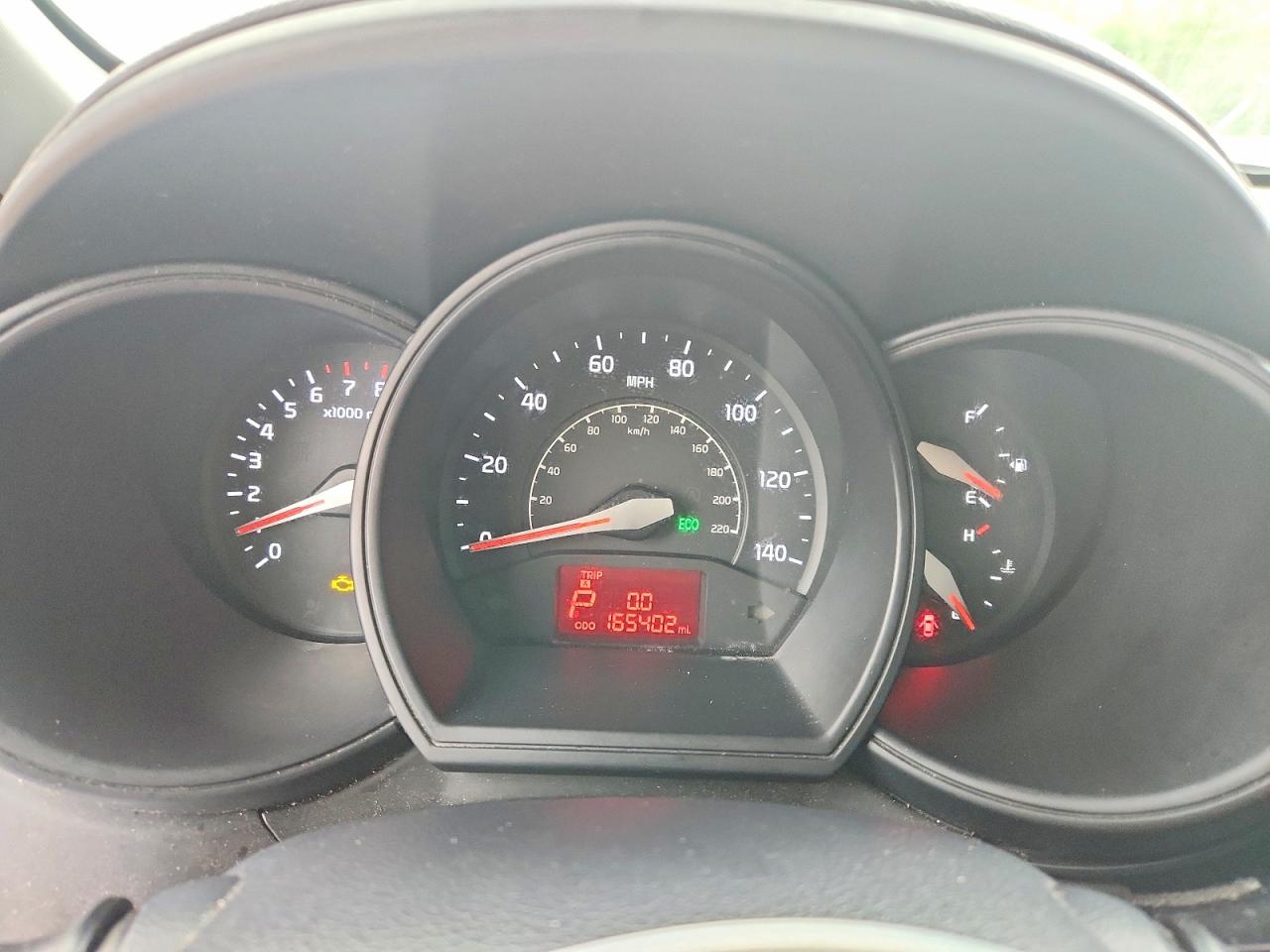 KIA RIO 2016 — 10