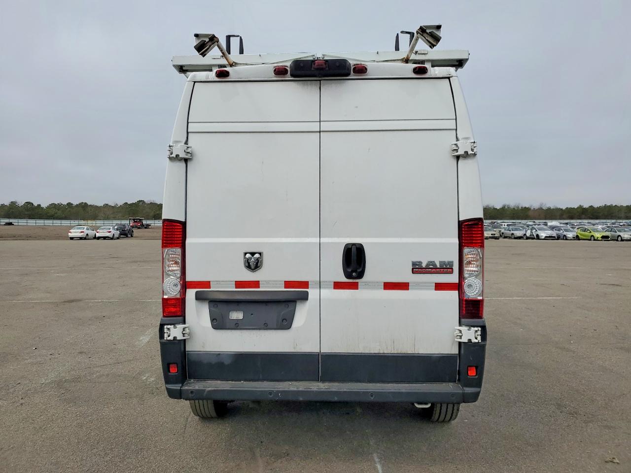 RAM PROMASTER 2500 2021 — 7