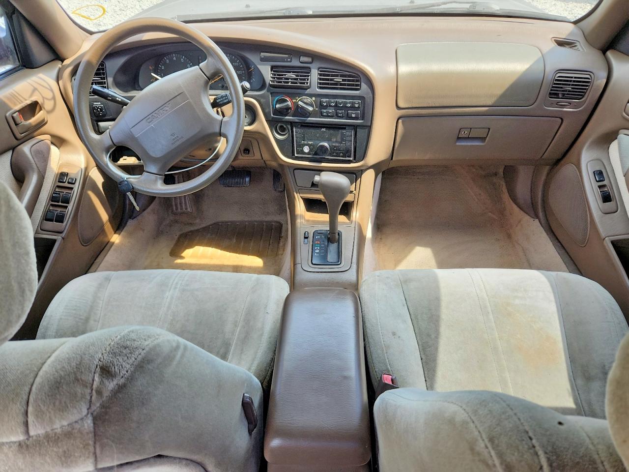 TOYOTA CAMRY 1994 — 9