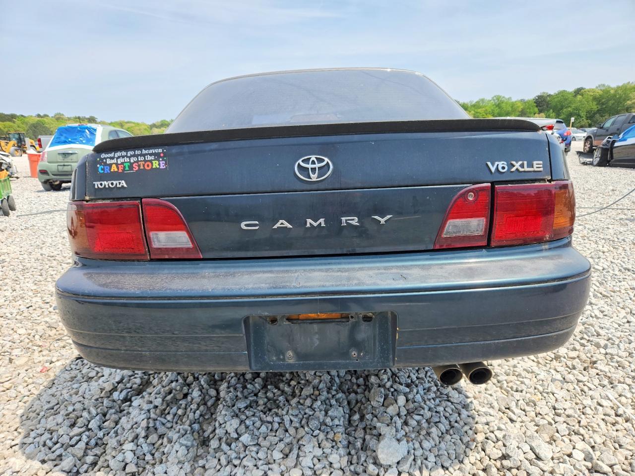 TOYOTA CAMRY 1994 — 7