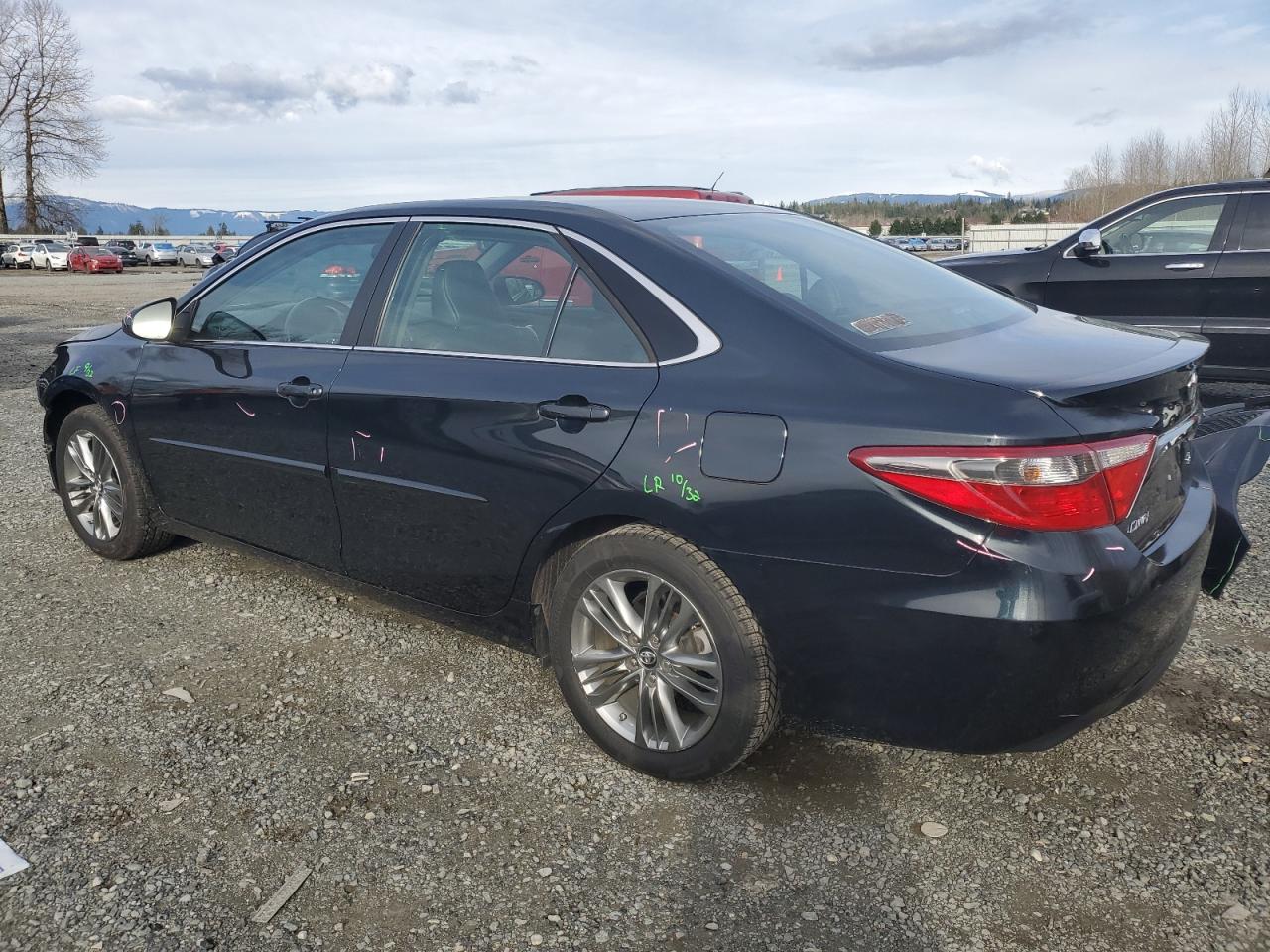 TOYOTA CAMRY 2016 — 3