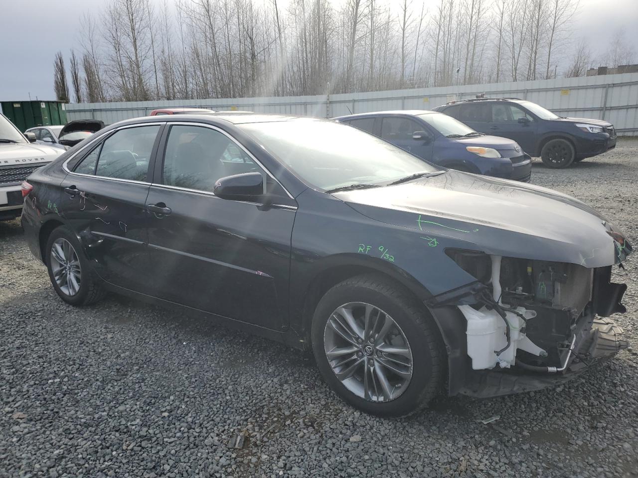 2016 TOYOTA CAMRY LE