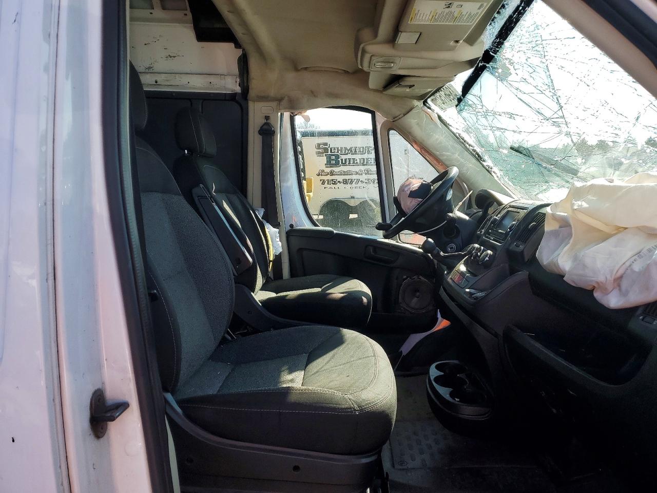 RAM PROMASTER 1500 2017 — 8