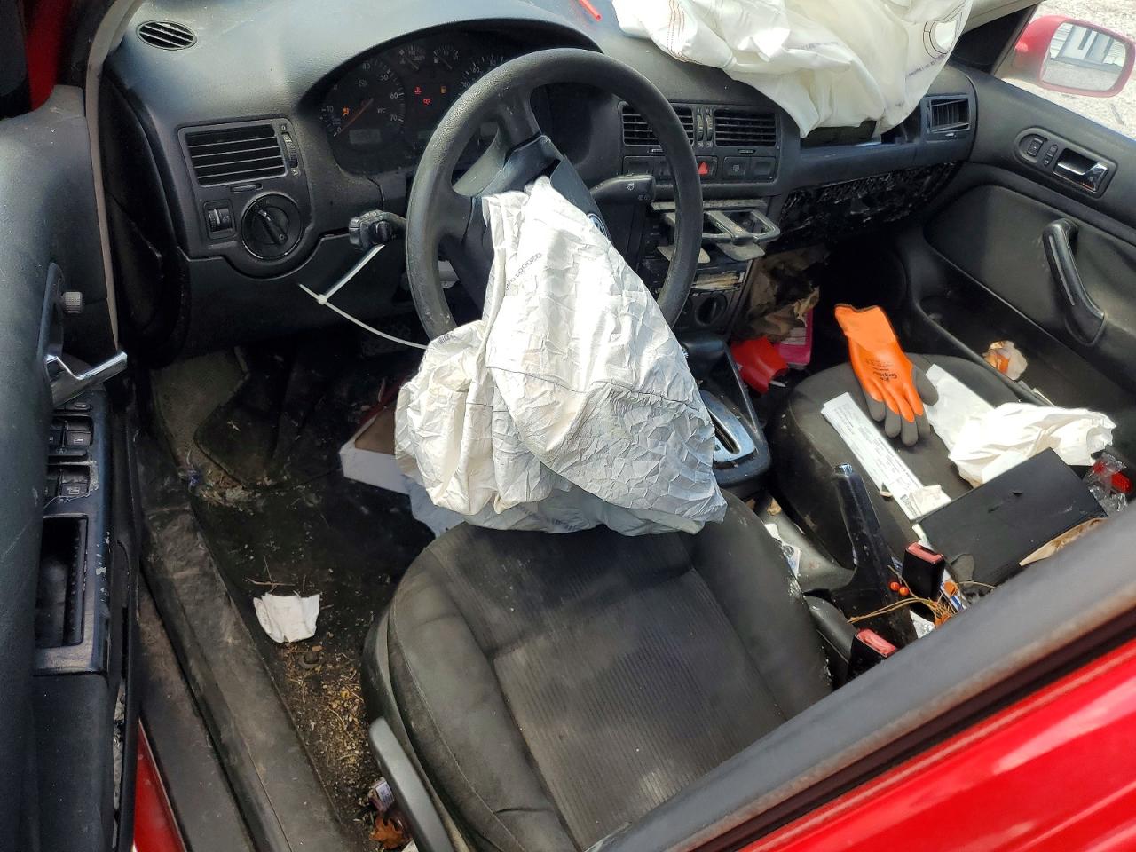 VOLKSWAGEN JETTA 2003 — 9