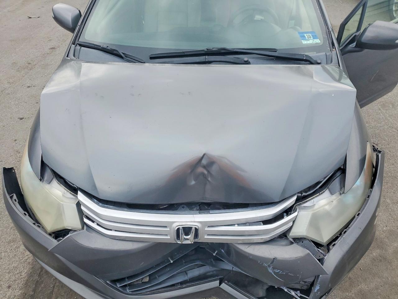 HONDA INSIGHT 2010 — 12