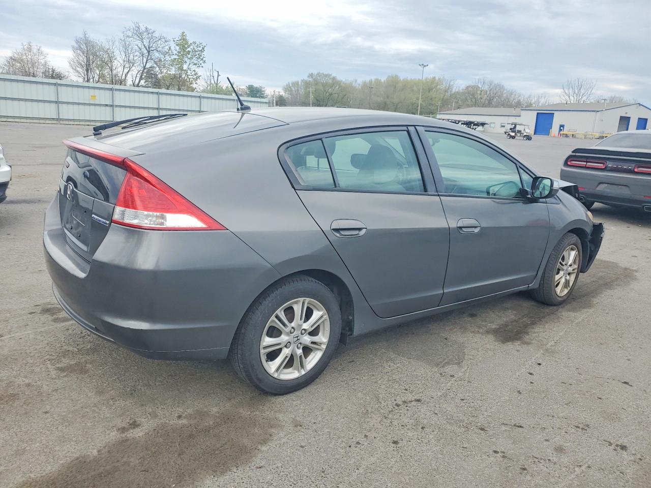 HONDA INSIGHT 2010 — 4
