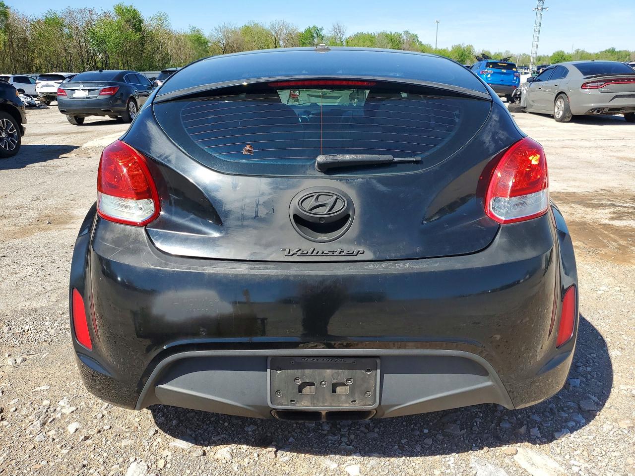 HYUNDAI VELOSTER 2015 — 7