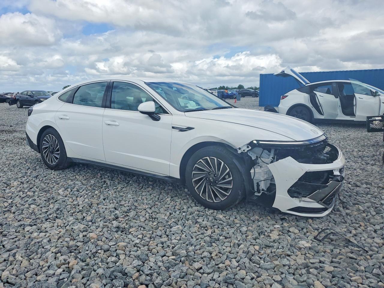 2025 HYUNDAI SONATA HYBRID SEL