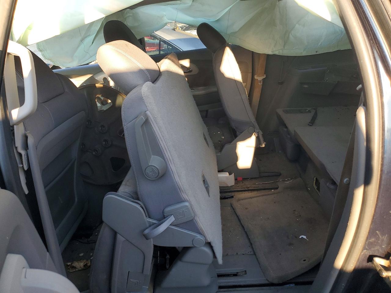 CHEVROLET TRAVERSE 2010 — 12