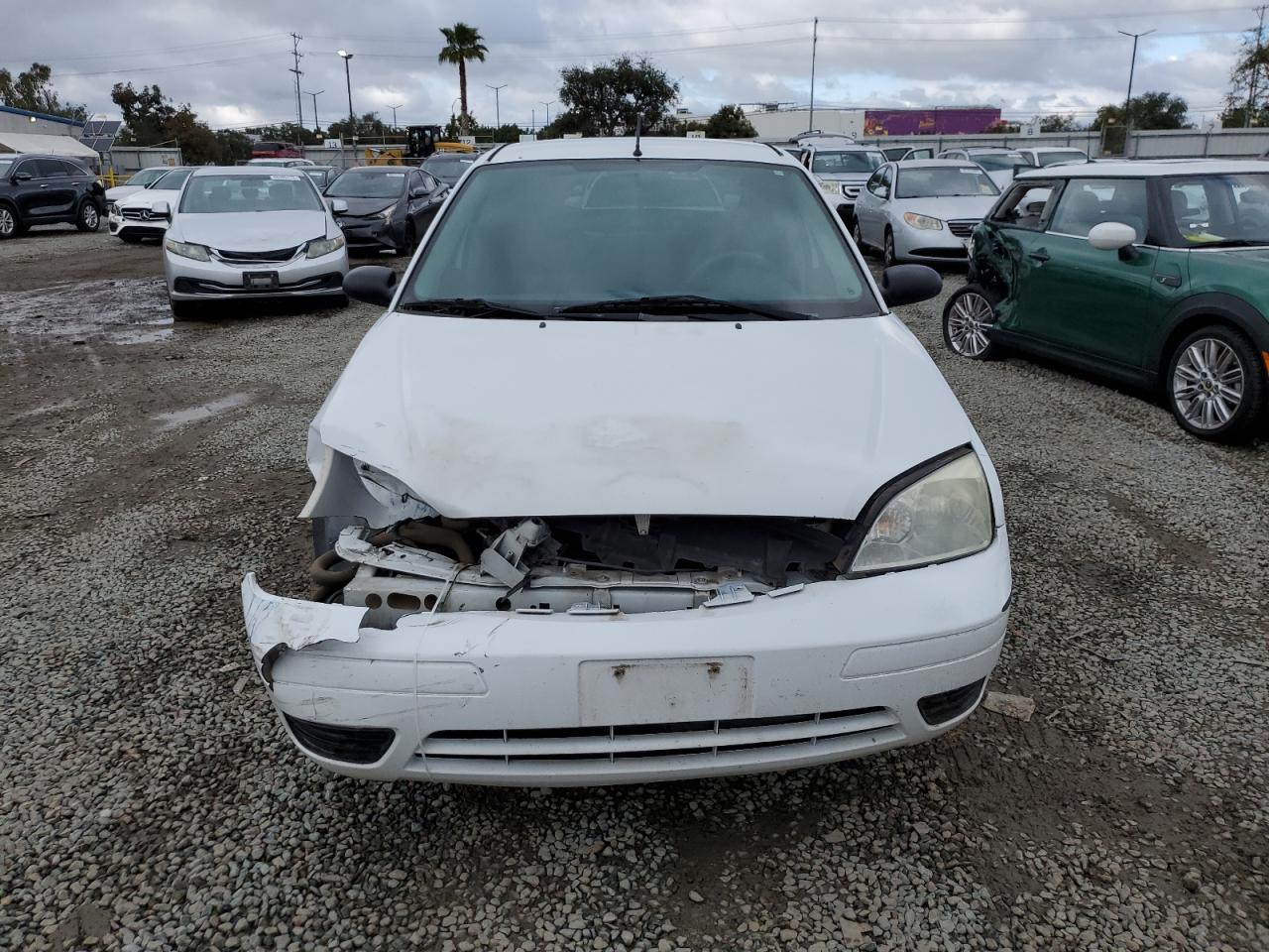 FORD FOCUS ZX4 2007 — 6
