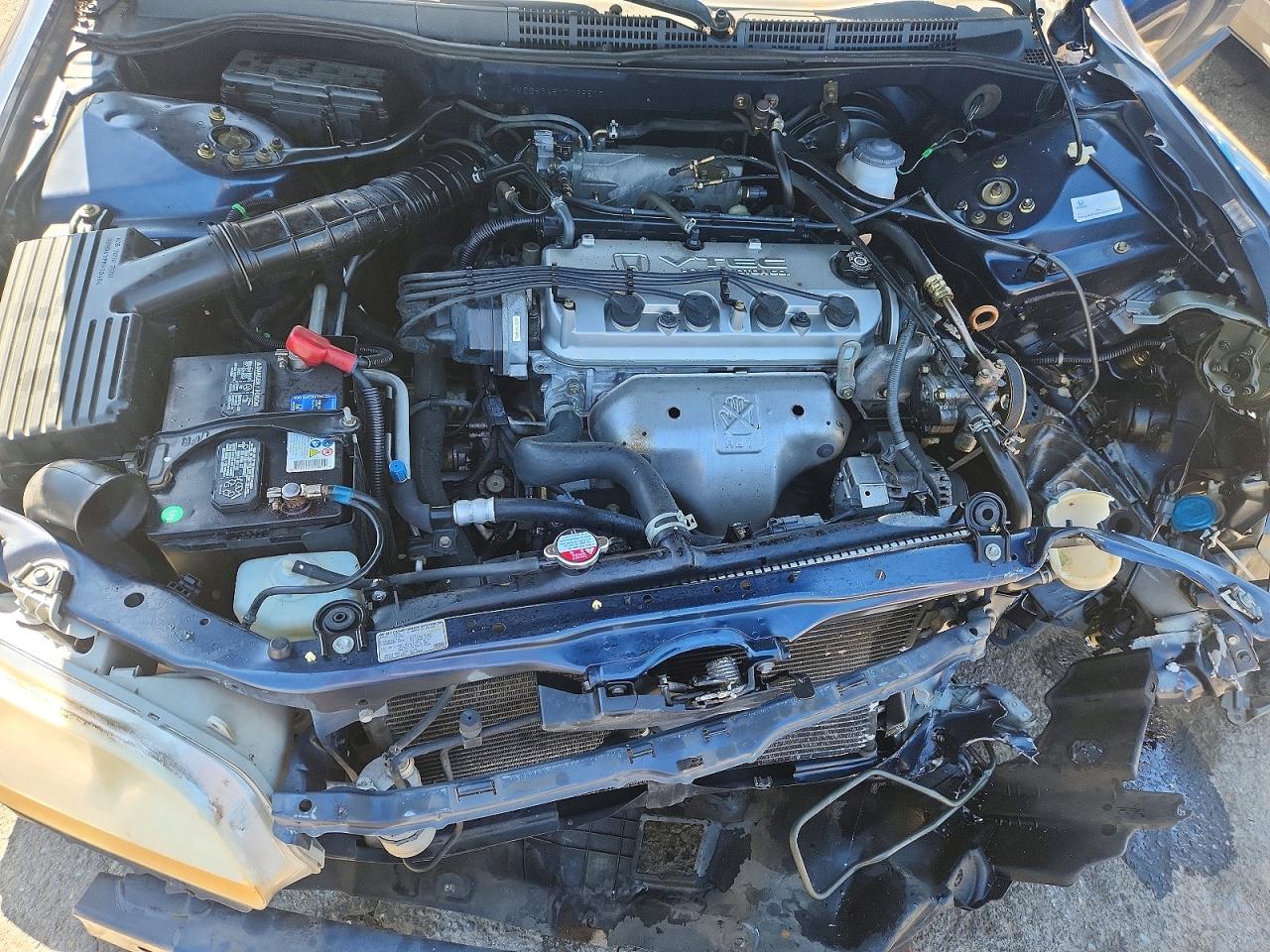 HONDA ACCORD 2000 — 12