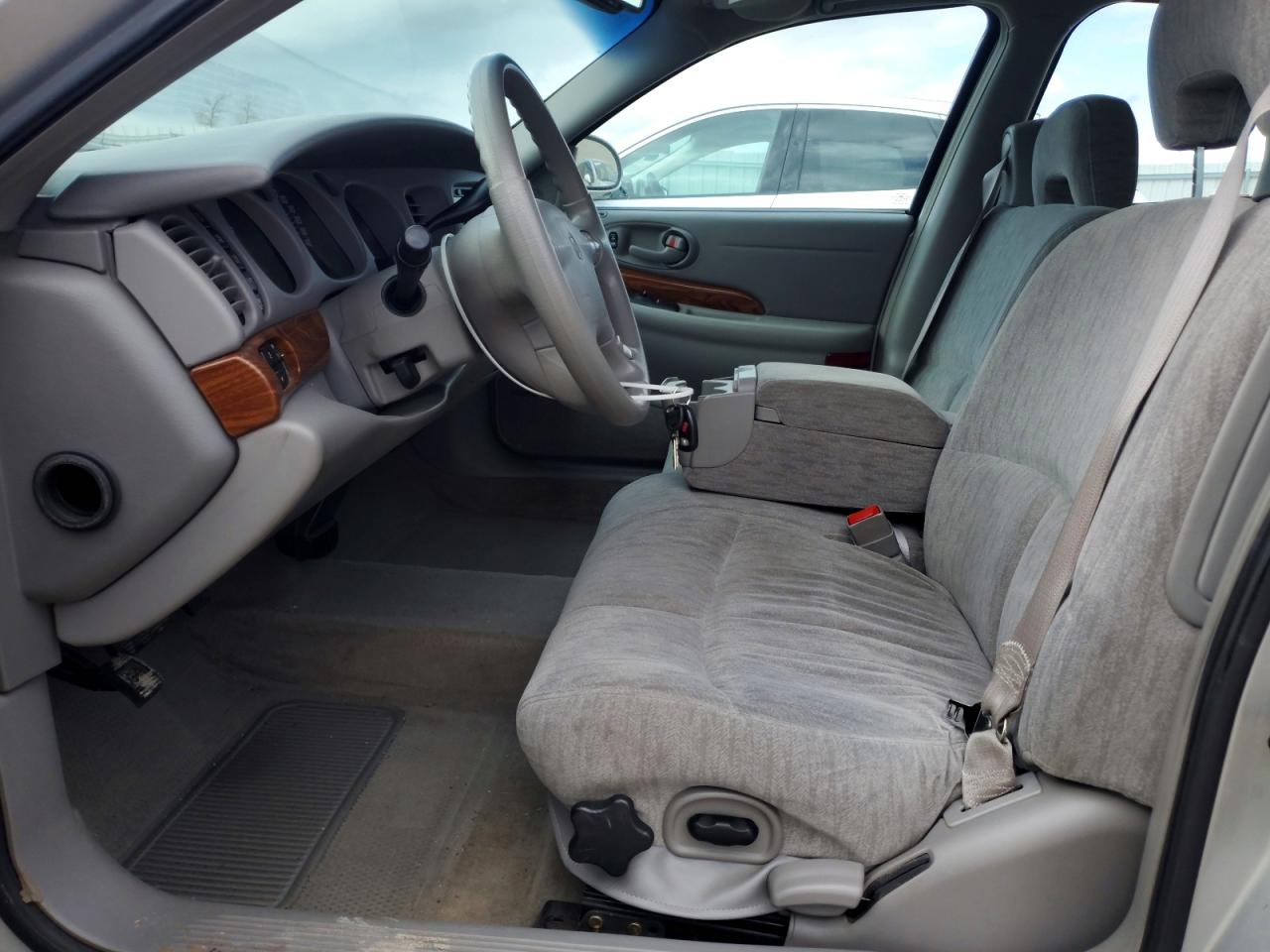 BUICK LESABRE 2002 — 8