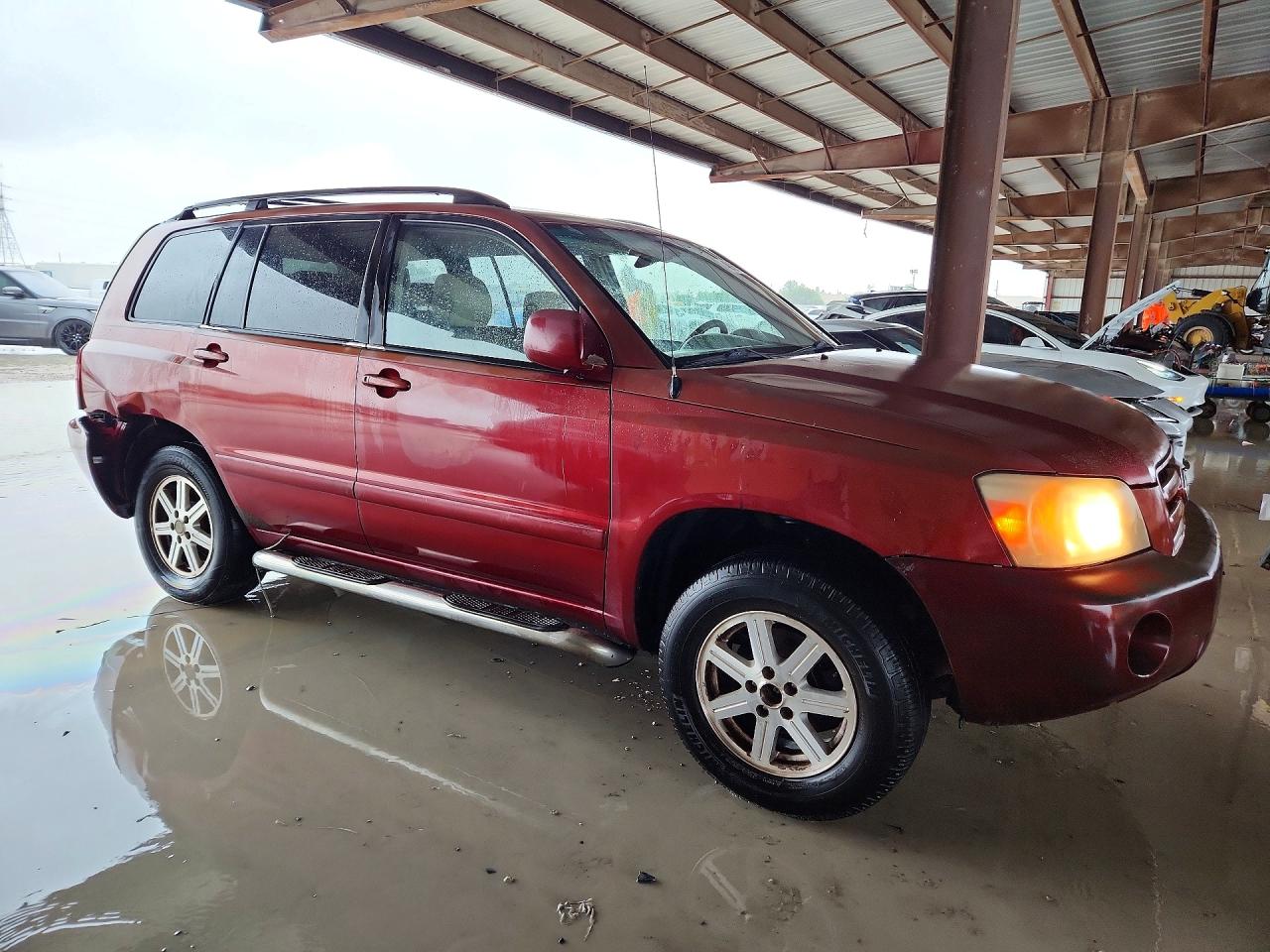 TOYOTA HIGHLANDER 2004 — 5
