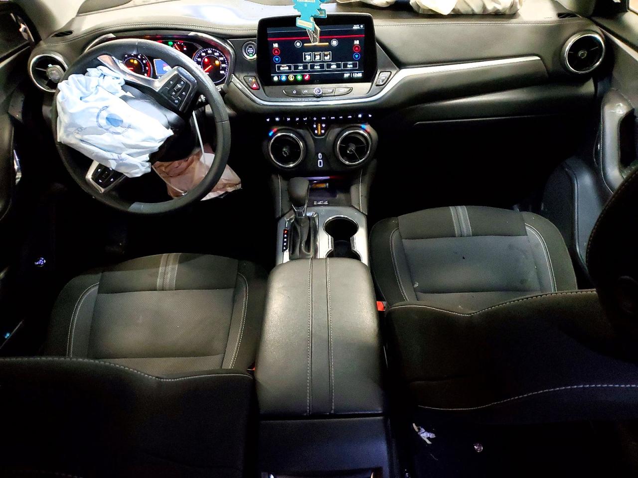 CHEVROLET BLAZER 2023 — 9