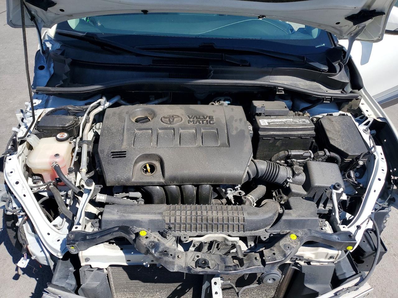 TOYOTA C-HR 2021 — 13
