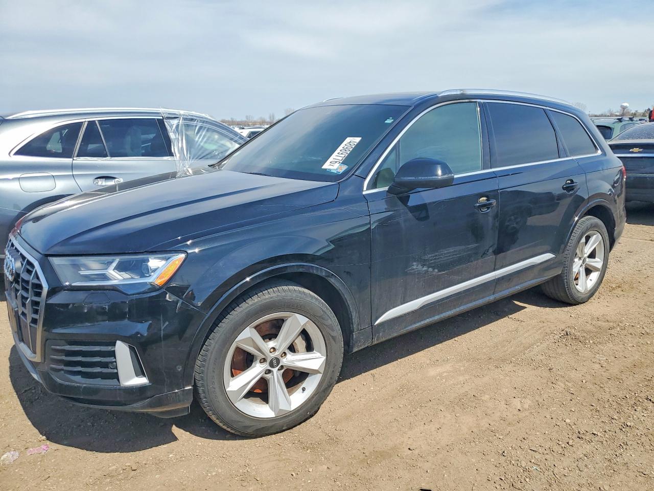 AUDI Q7 2021 — 2