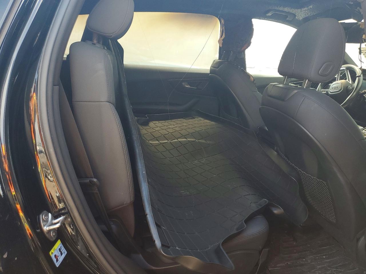 AUDI Q7 2021 — 11