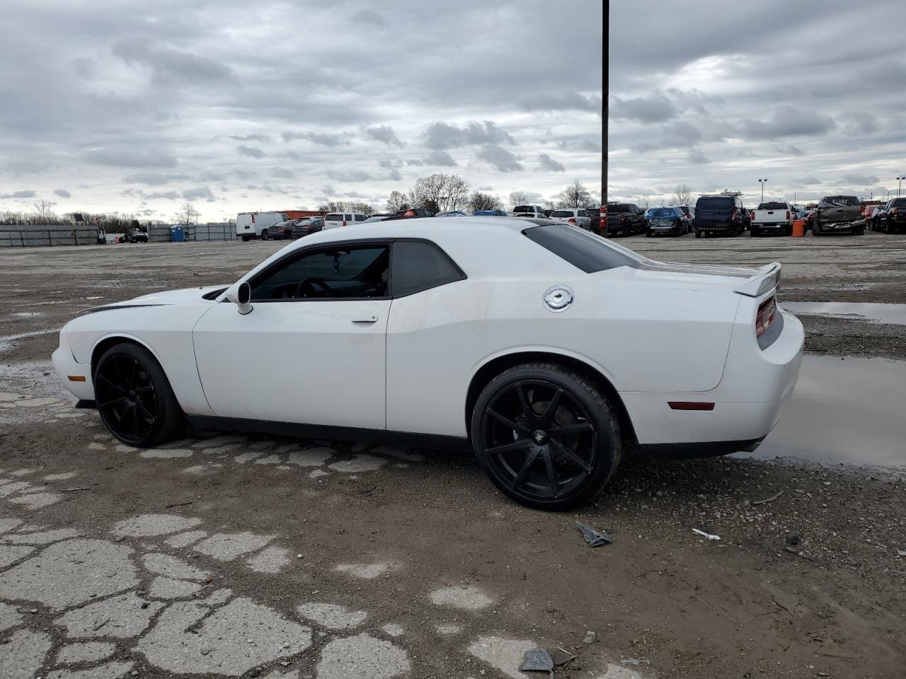 DODGE CHALLENGER 2013 — 3