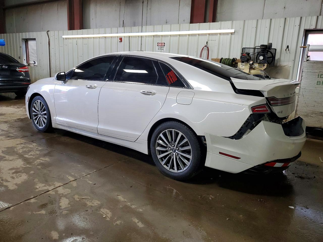 LINCOLN MKZ 2017 — 3
