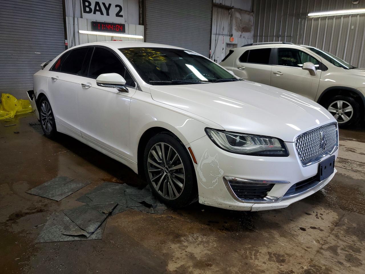 LINCOLN MKZ 2017 — 5