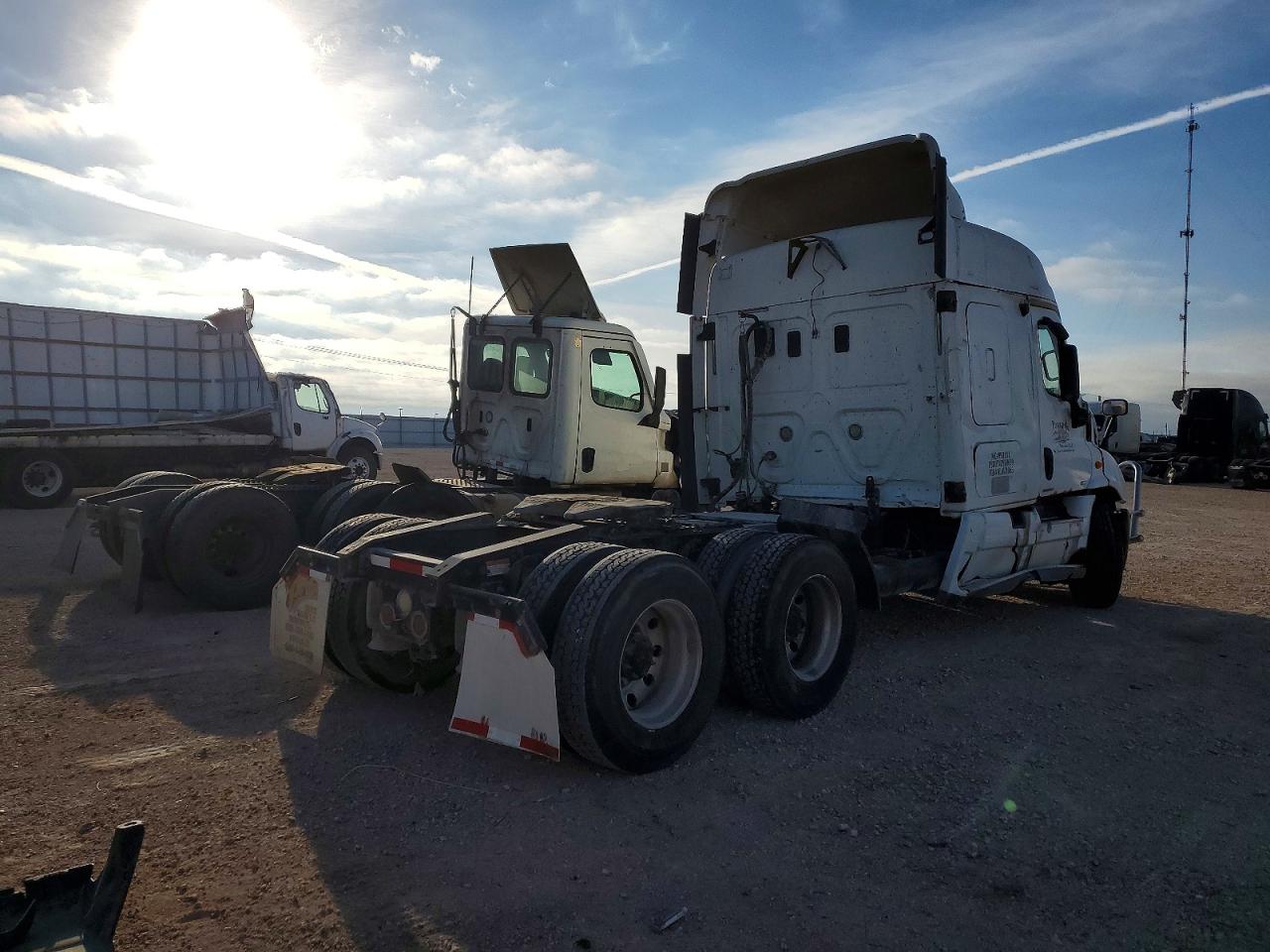 2010 FREIGHTLINER CASCADIA