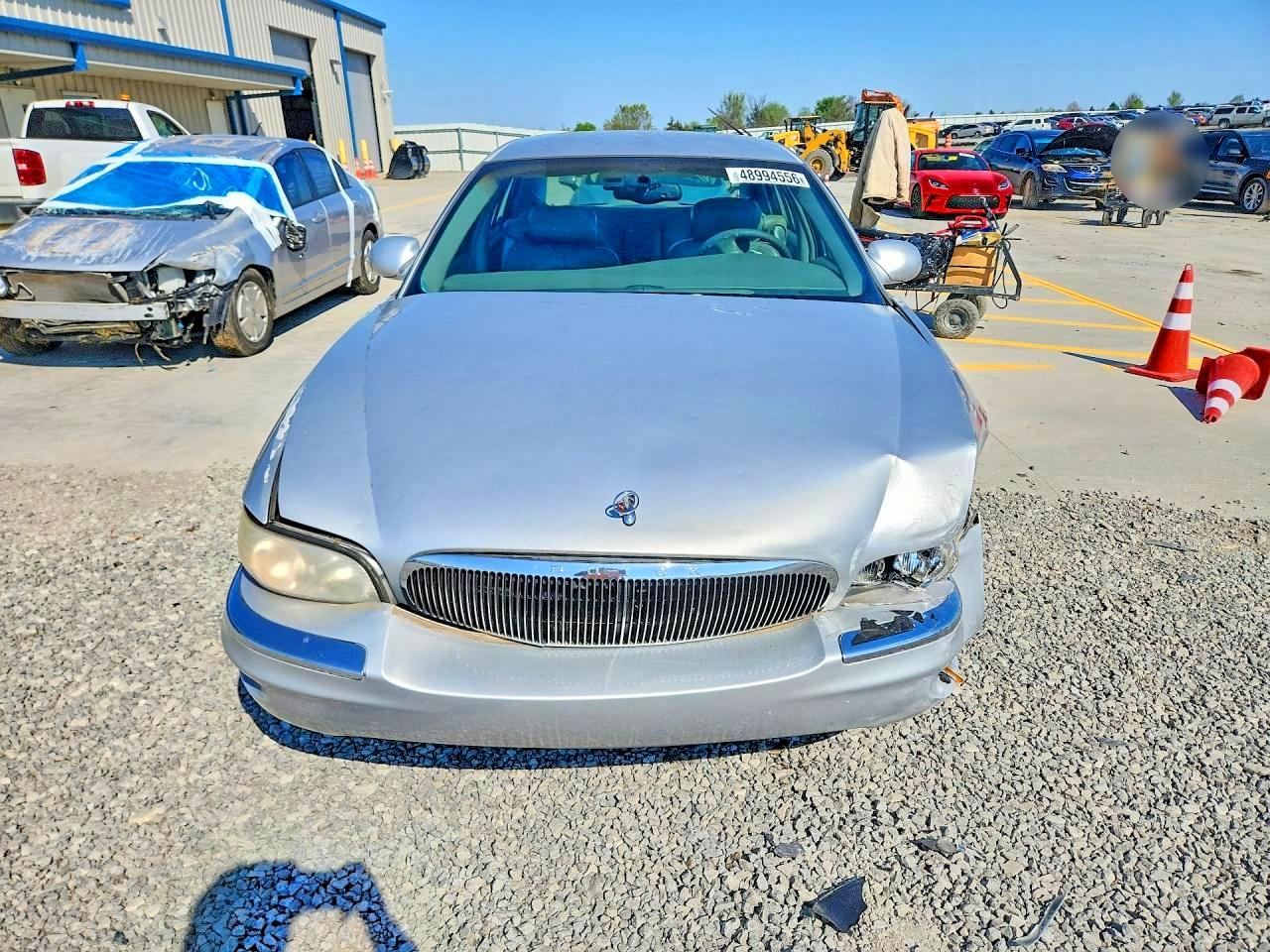BUICK PARK AVENUE 1999 — 6