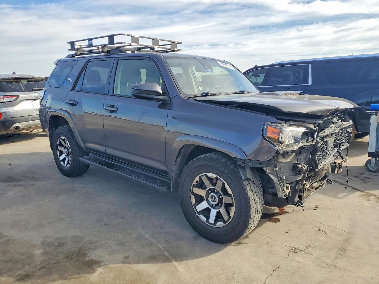 TOYOTA 4RUNNER 2021 — 5