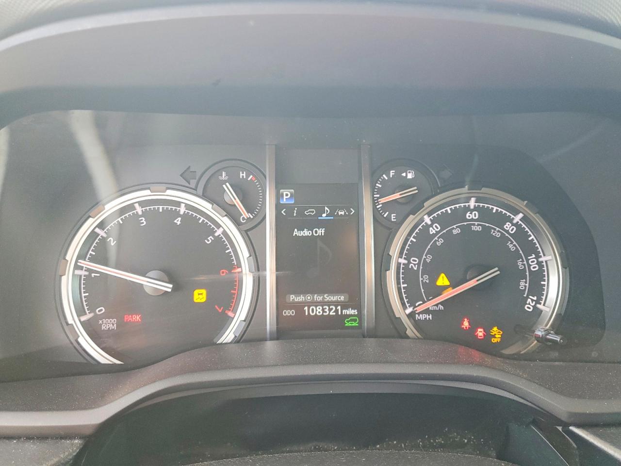 TOYOTA 4RUNNER 2021 — 10