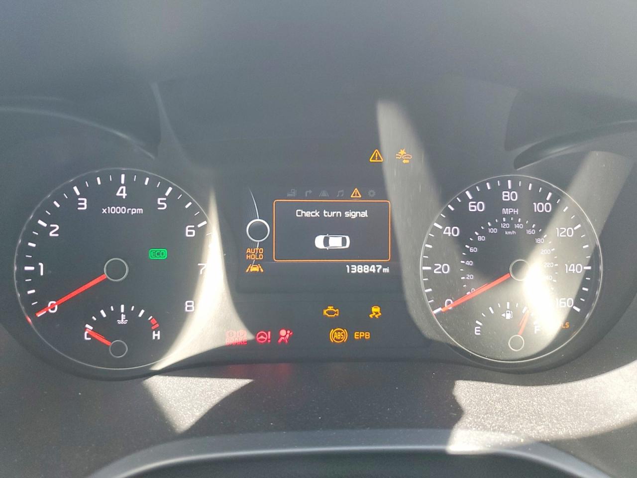 KIA OPTIMA 2017 — 10