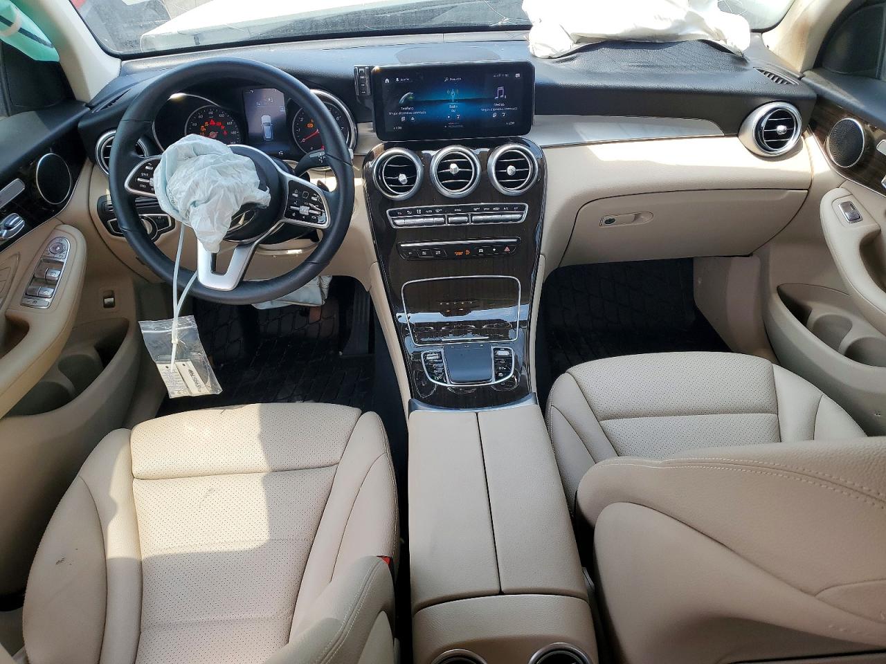 MERCEDES-BENZ GLC 2021 — 9