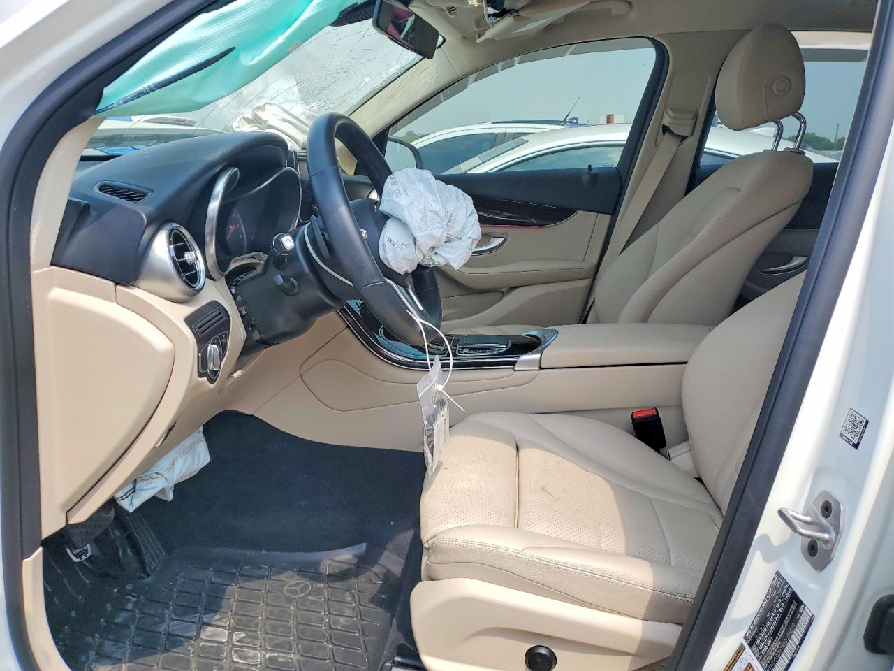 MERCEDES-BENZ GLC 2021 — 8