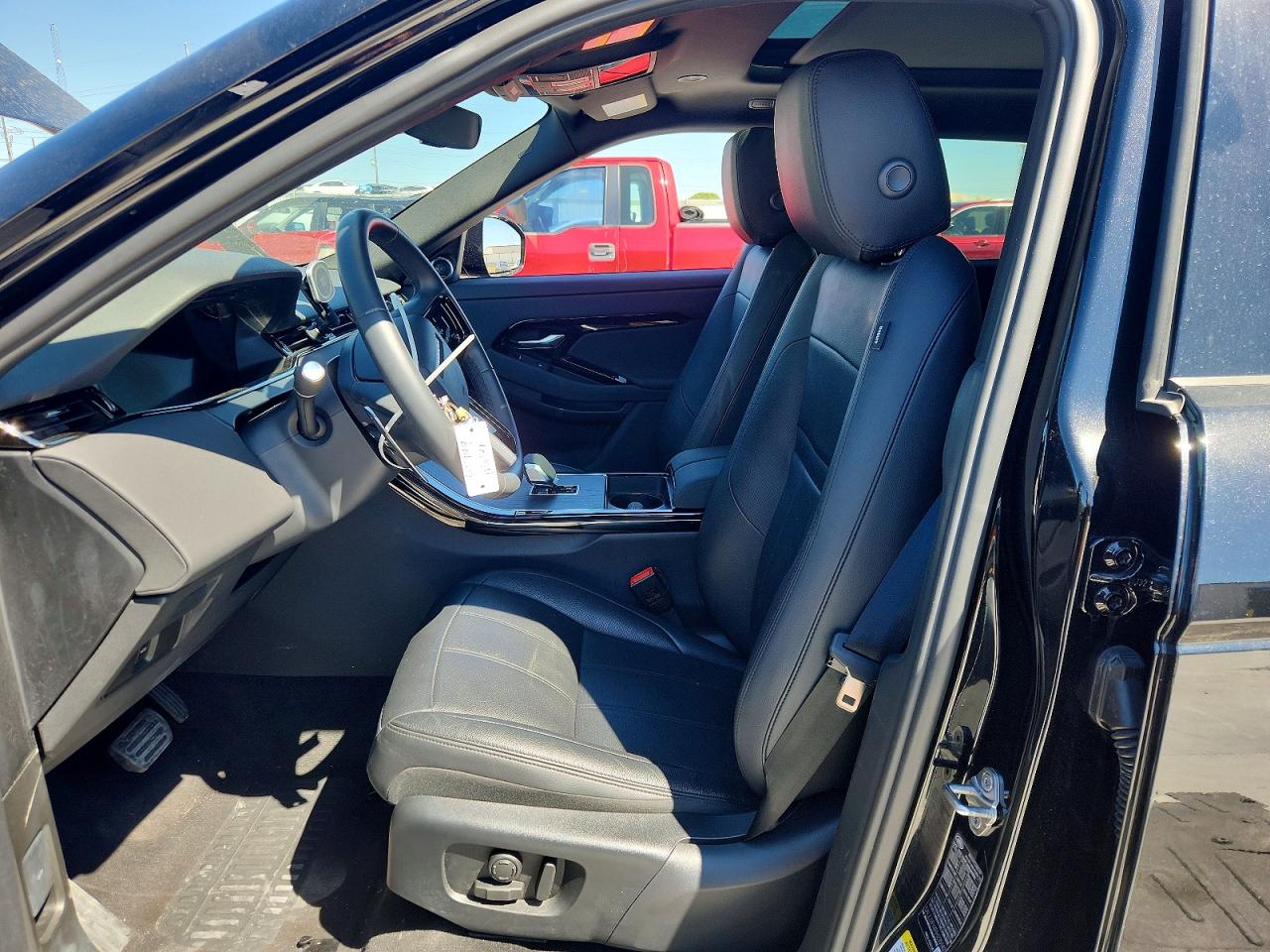LAND ROVER RANGE ROVER EVOQUE 2024 — 8